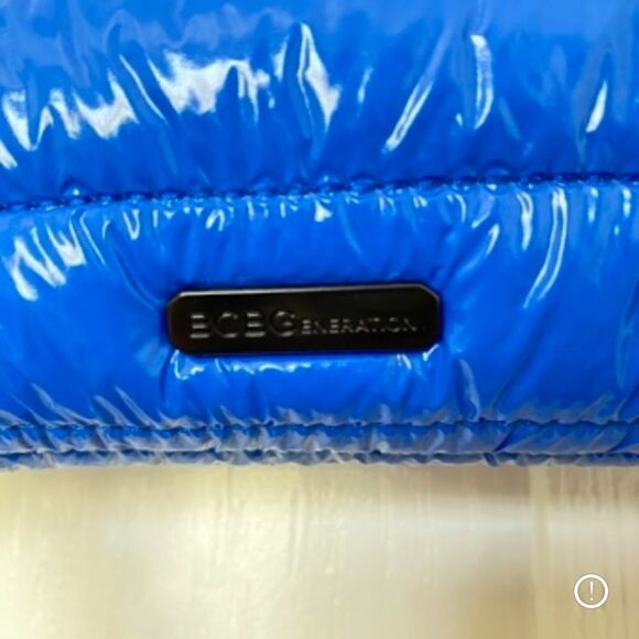 BCBG 2 IN 1 PUFFY ZIP TOP CROSSBODY SHOULDER BAG NWT INDIGO BLU - Picture 7 of 16